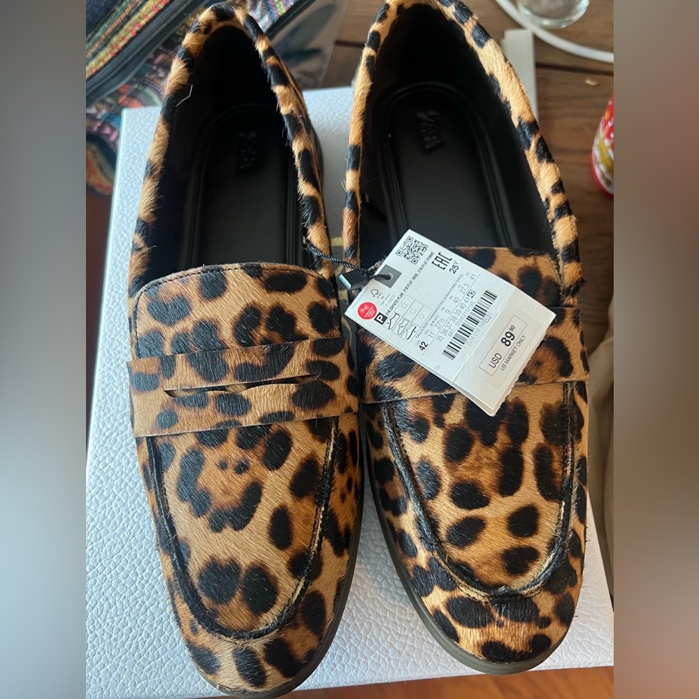 Zara Animal Leopard  Print pony hair  Loafers
